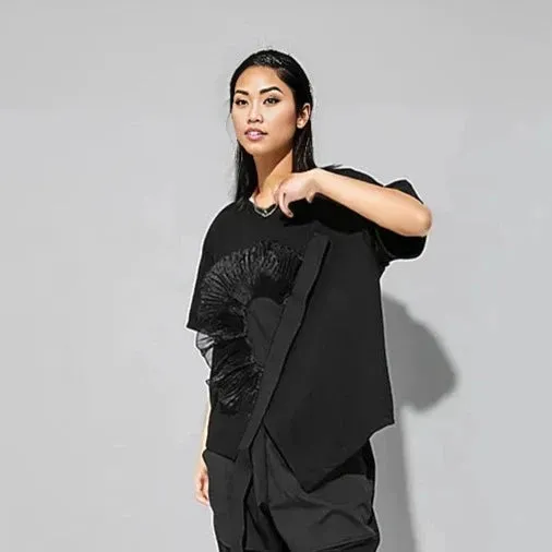 Simple Moderne Vintage Punk Black Organza Deco T-shirt
